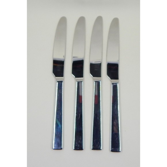 Zwilling J.A Henckels Dinner Serrated Knives 9 Inch Set of 4 - Picture 1 of 8